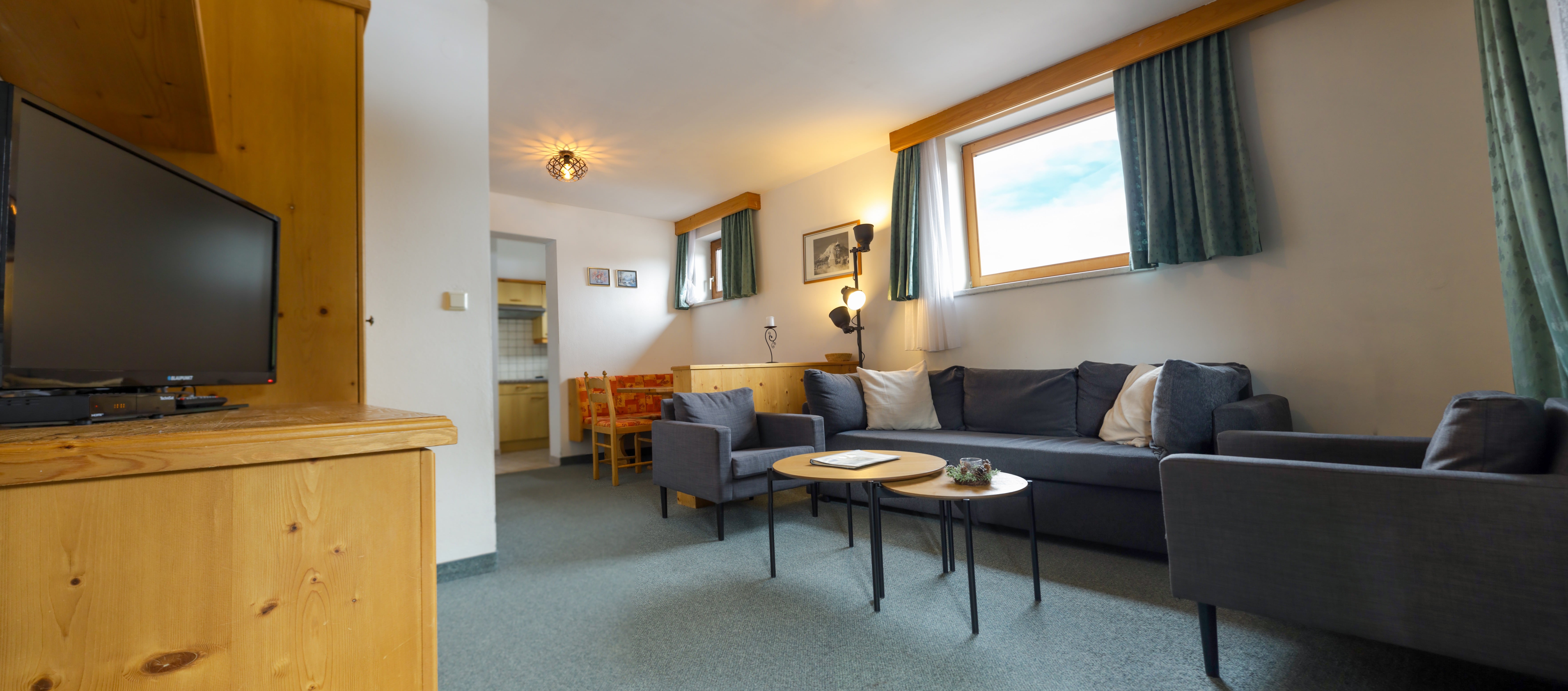 Appartementenhuis Ostbacher Stern in Tirol Oostenrijk (Woning type D)  4-6 pers. met 2 slaapkamers douche/bad